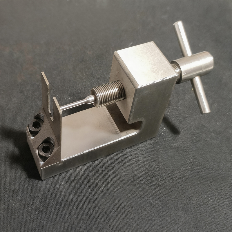 Tamiya Model Mini 4Wd - 1 STKS Rvs Band Puller 520
